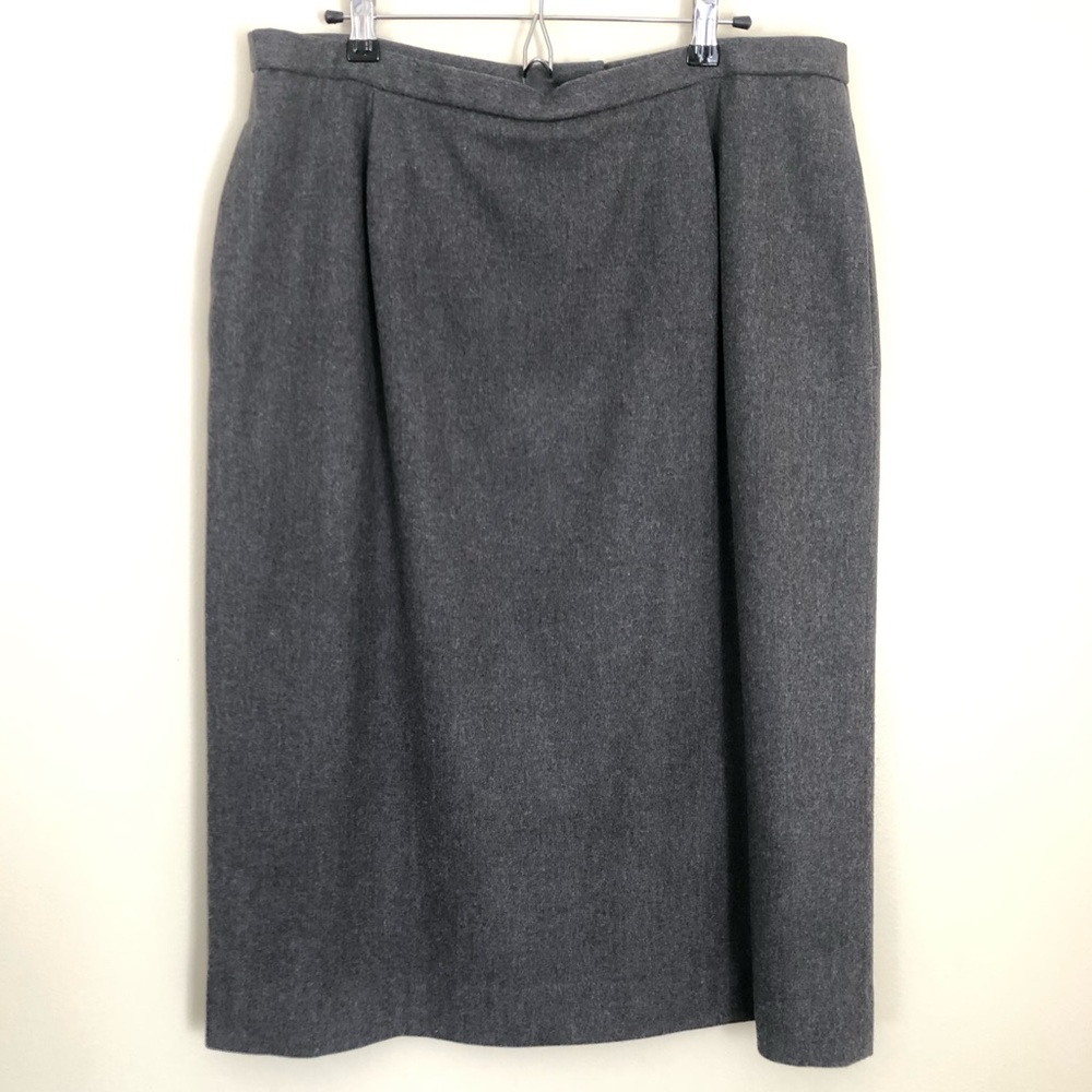 Pendleton Classic Grey Wool Skirt w/ pockets, Size 18